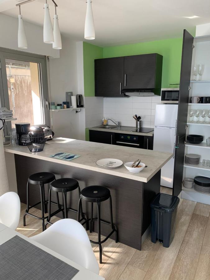 Appartement Design VIII - Port Rosmeur - Sublime Vue Mer ดูอาร์เนอนี ภายนอก รูปภาพ