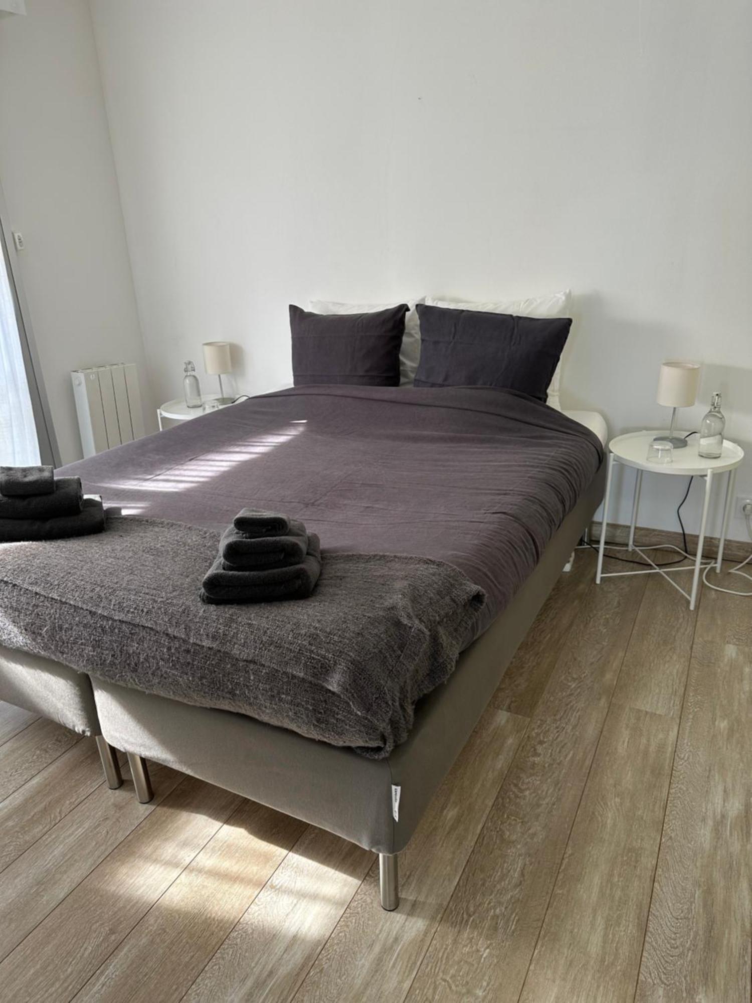 Appartement Design VIII - Port Rosmeur - Sublime Vue Mer ดูอาร์เนอนี ภายนอก รูปภาพ